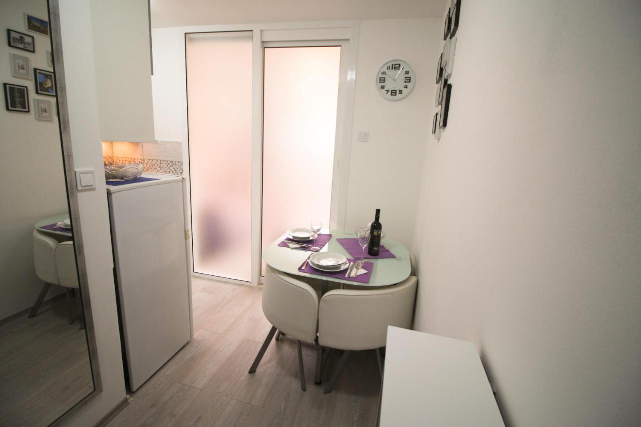 Studio Apartman Ana Split Eksteriør billede